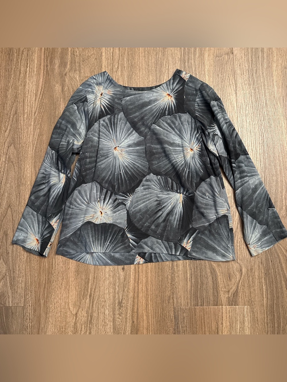 Bitte Kai Rand black & gray lotus leaf print blouse , size M